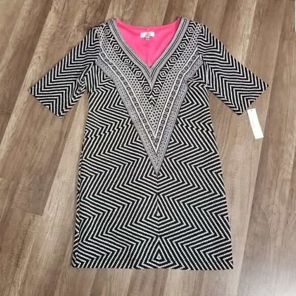 Signature by robbie bee vneck dress - Picture 2 of 7